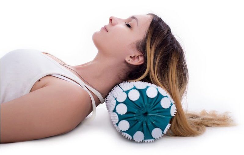 applicateur pour l'ostéochondrose cervicale